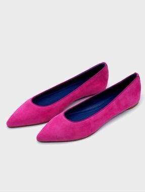 Nur Italy The Margherita Suede Pointed Toe Flats in Bari Fuschia